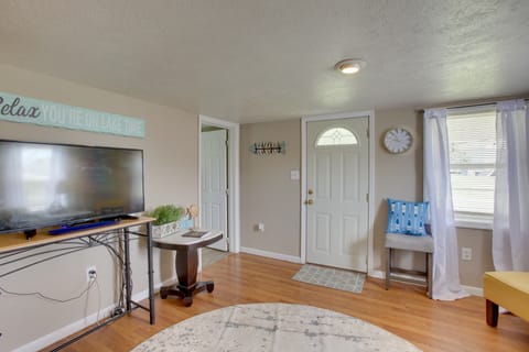 Albany Family Lake Getaway Near State Parks! House in Tennessee