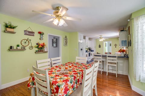 Charming Trenton Home w/ Mtn Views & Patio! House in Alabama