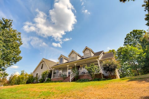 Charming Trenton Home w/ Mtn Views & Patio! House in Alabama