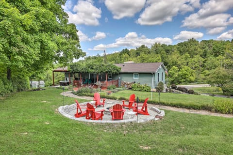 Family-Friendly Brookville Home w/ Hot Tub! House in Indiana