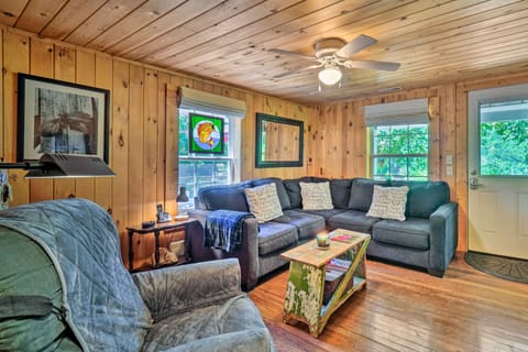 'The Creek' Winfield Gem: 73 Acres of Privacy House in Tennessee