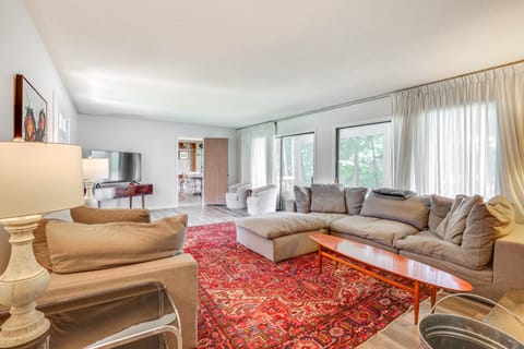 Water-View Home in the Berkshires House in Berkshires