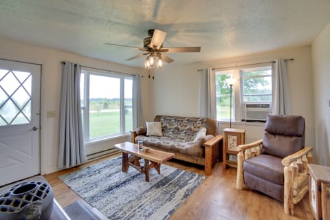 Pet-Friendly & Peaceful Northern Michigan Gem House in Michigan