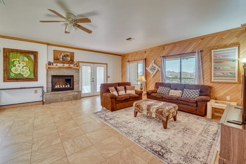 Private Hot Tub & Epic Views in Superstition Mtns! House in Apache Junction