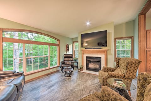 Tranquil Cabin Getaway Near Red Cedar Lake! House in Wisconsin