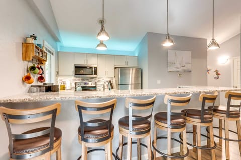 Furnished Patio: Home in Tan Tar A Estates House in Lake of the Ozarks