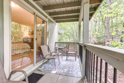 Furnished Patio: Home in Tan Tar A Estates House in Lake of the Ozarks