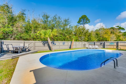 Private Pool + Patio: Pensacola Family Home! House in Alabama