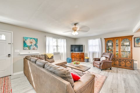 Welcoming Kentucky Home w/ Sprawling Views! House in Ohio