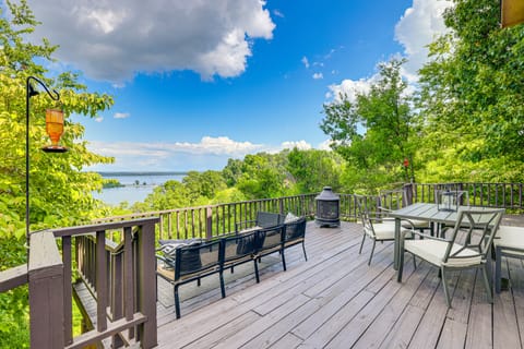Lake-View Home w/ Deck + Gas Grill in Bernice! House in Ozark Mountains