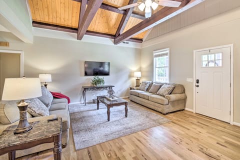 Rising Fawn Home ~ 1 Mi to Cloudland Canyon! House in Alabama