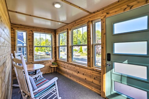 Pet-Friendly Minneapolis Home ~ 6 Mi to Dtwn! House in Minneapolis