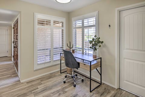 Golf Galore! Sun Lakes Retreat w/ Community Perks House in Sun Lakes