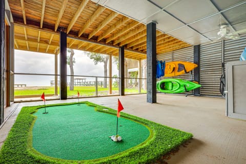 Foley Beach Cottage w/ Waterfront Backyard! Cottage in Alabama