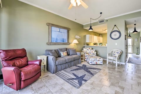 Fort Walton Beach Retreat: Private Boat Slip! Apartment in Okaloosa Island