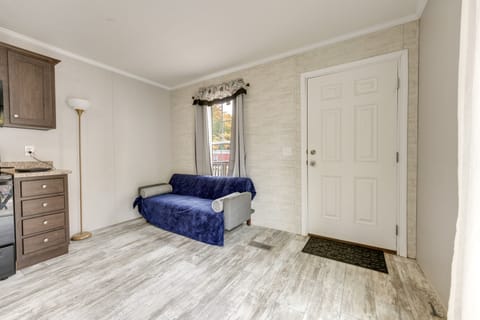 Cozy Cassopolis Retreat on Little Fish Lake! House in Michigan