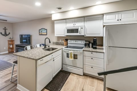 Steps to Pool & Ocean City Beach! Water-View Gem Apartment in Ocean City