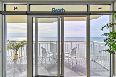 Luxury Oceanfront Condo in NMB w/ Resort Amenities Apartment in Myrtle Beach