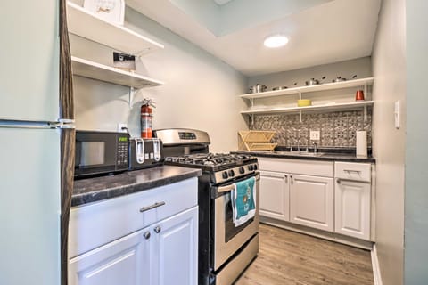 Dtwn Columbus Getaway: Pet Friendly w/ Fee! Apartment in Ohio