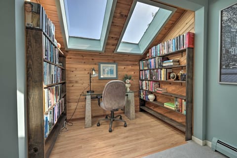 Spacious Delton Home w/ Fire Pit + Lake Views House in Delton