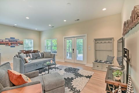 Cozy Tennessee Country Retreat on 5 Acres! House in Nashville