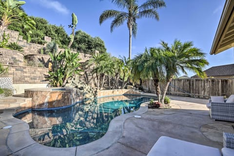Carlsbad Getaway - Furnished Patio + Pool! House in Carlsbad