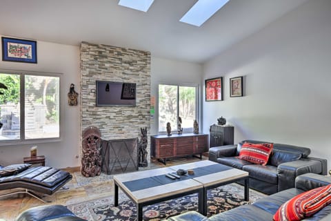 Carlsbad Getaway - Furnished Patio + Pool! House in Carlsbad