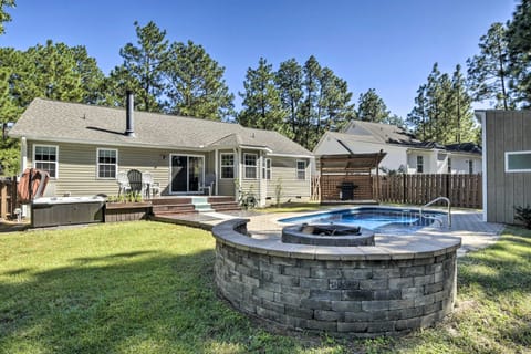 Idyllic Pinehurst Home, Near Golf Course! House in Pinehurst