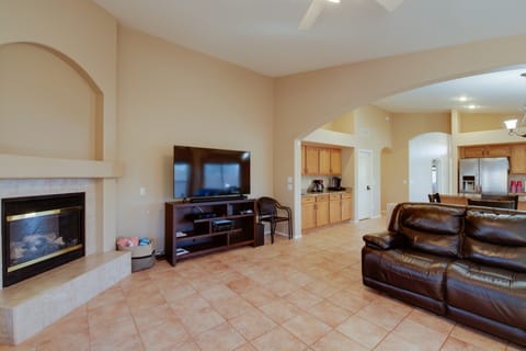 Near Hikes! Snowbird Escape w/ Pool in Gilbert House in Gilbert