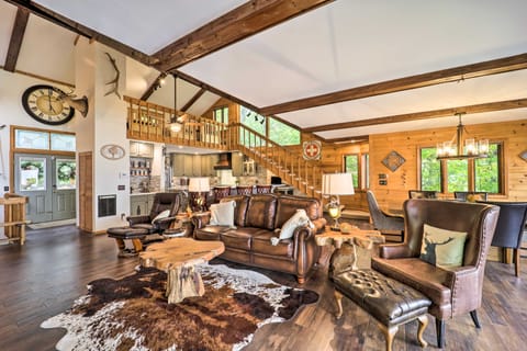 Ski, Hike & Relax: Beech Mtn Gem w/ Sweeping Views House in Beech Mountain