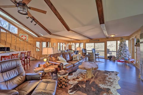 Ski, Hike & Relax: Beech Mtn Gem w/ Sweeping Views House in Beech Mountain