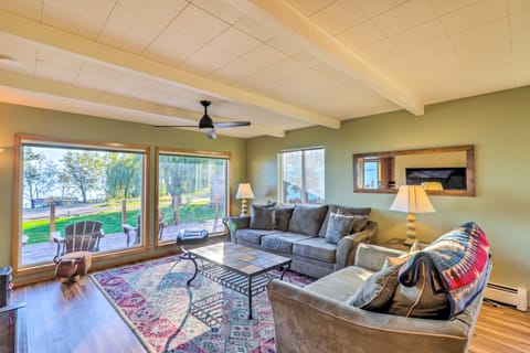 Lakeside Home w/ Beach ~ 14 Mi to Ski Area! House in Lakeside