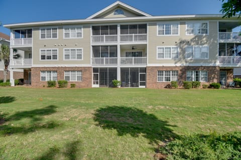 Modern Condo at Barefoot Golf Resort w/ Patio Apartment in North Myrtle Beach