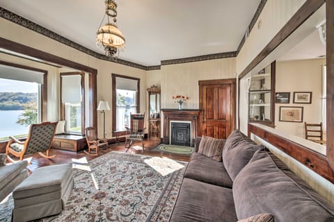 1872 Bethlehem Home w/ View of Ohio River! House in Indiana