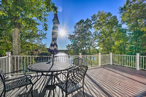Luxe Lake Chickamauga Retreat w/ Boat Dock! House in Chattanooga