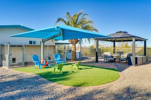 Classy Tucson Escape w/ Fire Pit on 5 Acres! House in Marana