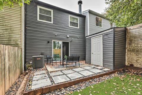 Wonderful Townhome w/ Patio, Near Atlanta! Apartment in Avondale Estates