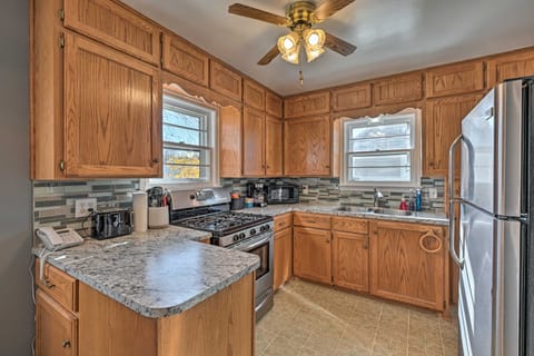 Charming Family Home ~ 4 Mi to Granite Peak! House in Wausau