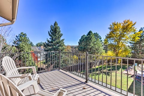 Near Shops & Eats! Centennial Home w/ Sunroom House in Centennial