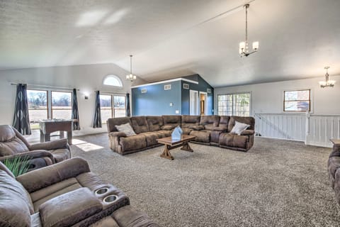 Spacious Massillon Log Cabin w/ Fire Pit! House in Ohio