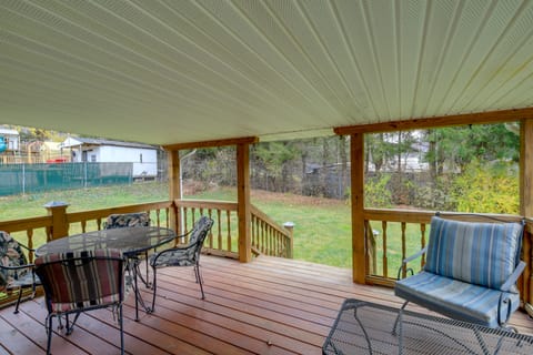 Bluefield Home w/ Covered Deck - Near Parks! House in West Virginia