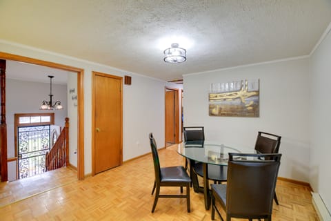 Bluefield Home w/ Covered Deck - Near Parks! House in West Virginia