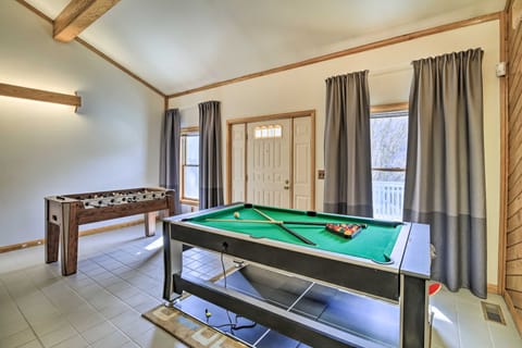 Mtn-View Home w/ Game Room - Near ATV Trails! House in West Virginia