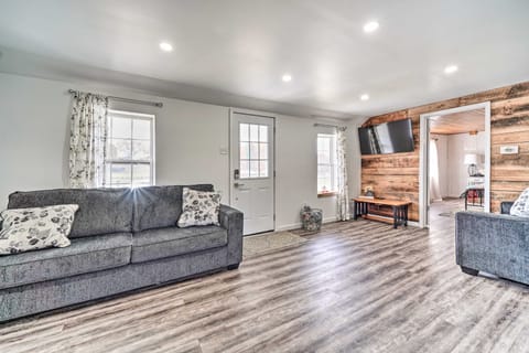 Updated Beattyville Ranch-Style Home w/ Yard! House in Kentucky