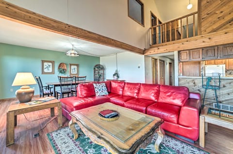 Bellaire Resort Condo: Ski, Tube, Explore! Apartment in Michigan