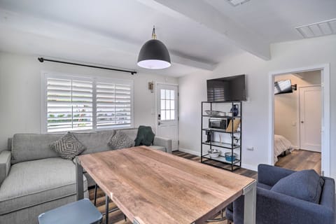 Walk to Downtown Palm Desert: Home w/ Pool Access Cottage in Indian Wells