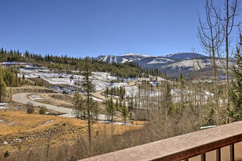 Gorgeous Fraser Townhome w/ Private Hot Tub! Apartment in Fraser