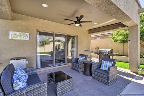 Complimentary Heated Pool: Goodyear Getaway! House in Goodyear