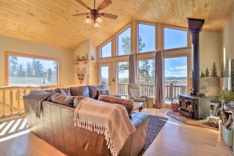 Family-Friendly Jefferson Cabin w/ Fire Pit! House in Park County