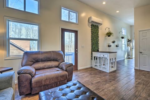 Gray Home w/ View of Boone Lake + Fire Pit! House in Johnson City